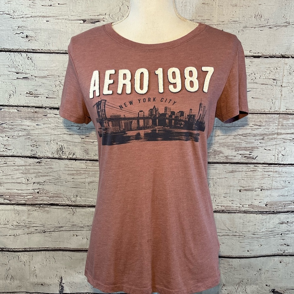 AEROPOSTALE Women's Classic Crewneck NYC T-Shirt Heather Rose/Multi-Large